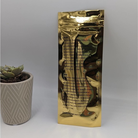 Mischo Beauty Lip Liner Set in Madam + Ijama - Picture 2 of 4